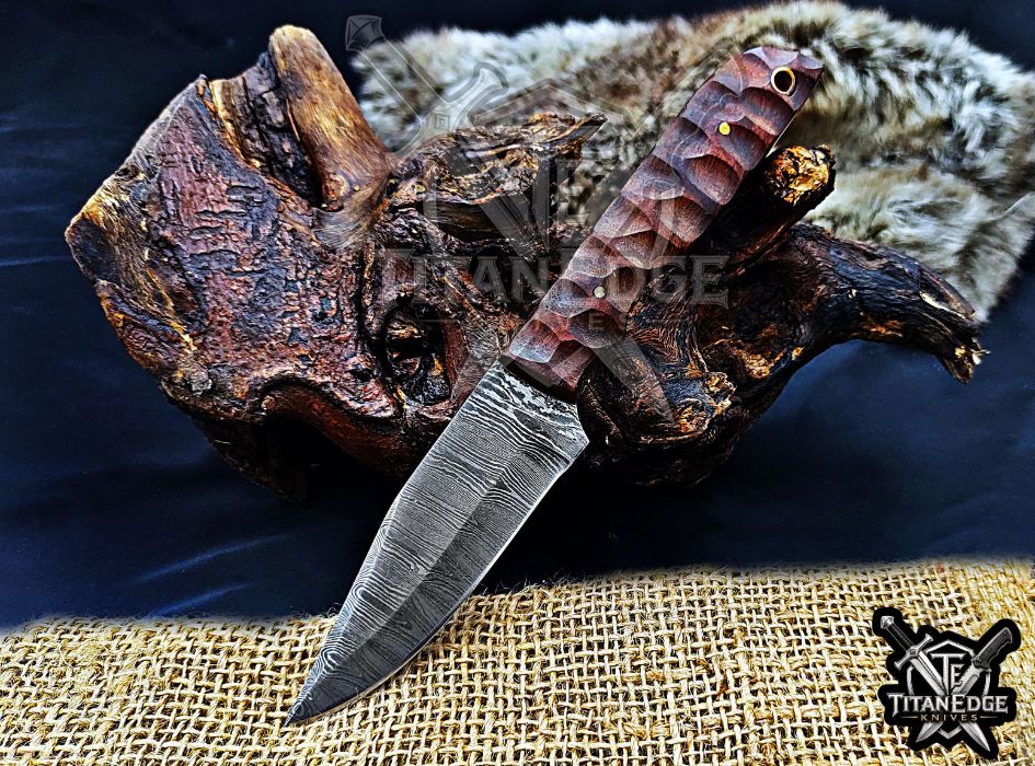 Personalized Handcrafted Damascus Hunting Knife, 8-Inch Full Tang Skinning Blade, Bushcraft EDC Tool, Wood Handle Camping Tool