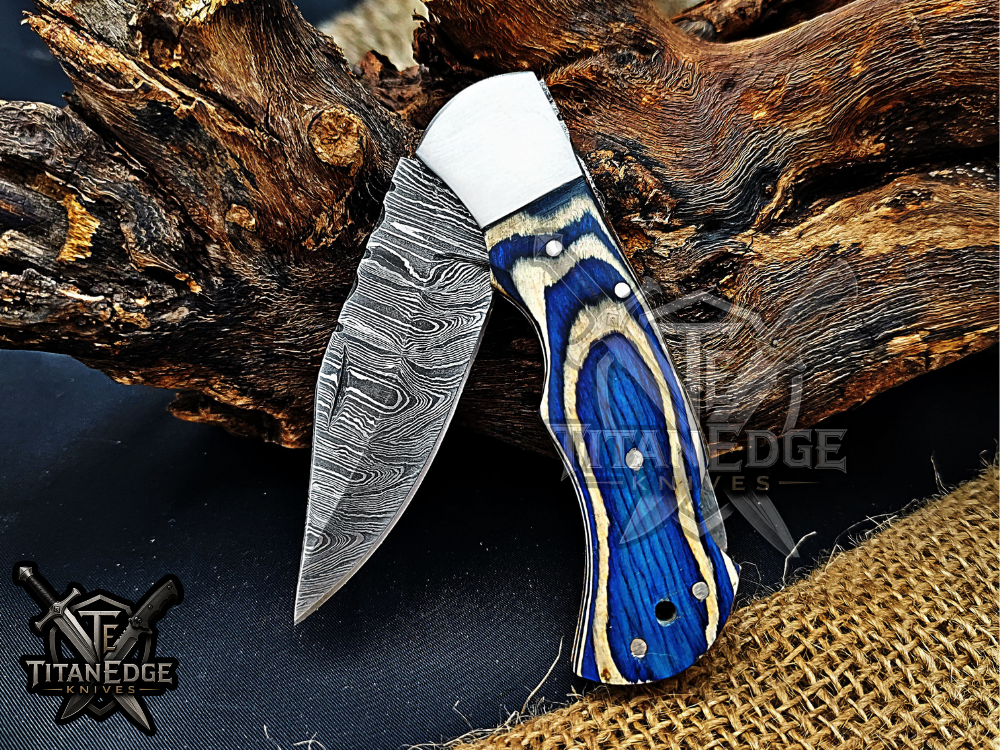 6.75" Handmade Damascus Steel Custom Hunting & EDC Knife