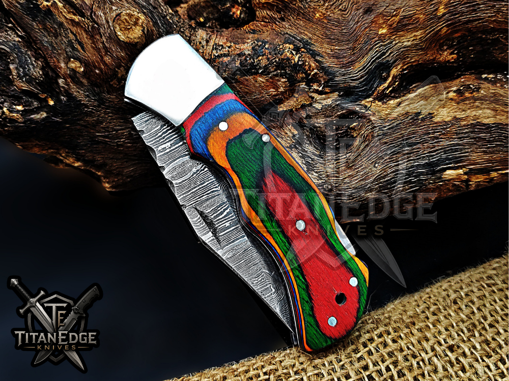 6.75" Handmade Damascus Steel Custom Hunting & EDC Knife