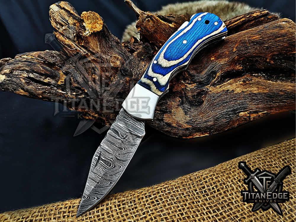 6.75" Handmade Damascus Steel Custom Hunting & EDC Knife
