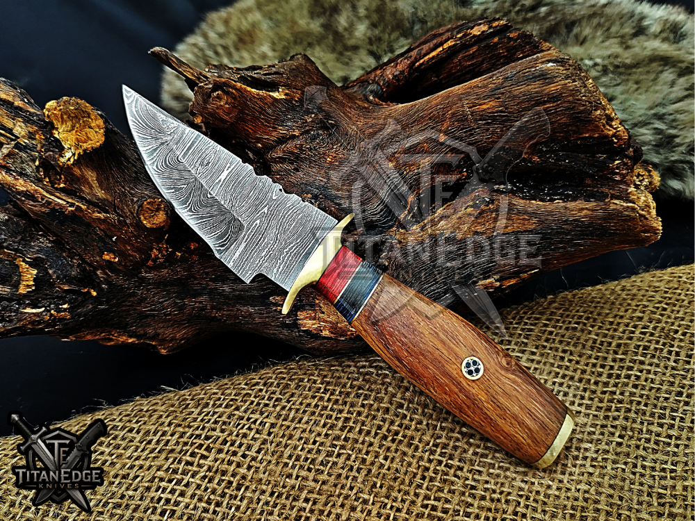 6.5" Handmade Damascus Fixed Blade Knife with Brass Guard