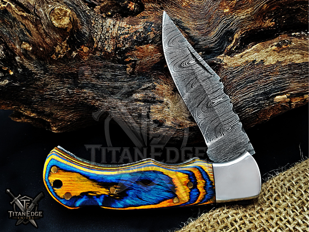 6.75" Handmade Damascus Steel Custom Hunting & EDC Knife