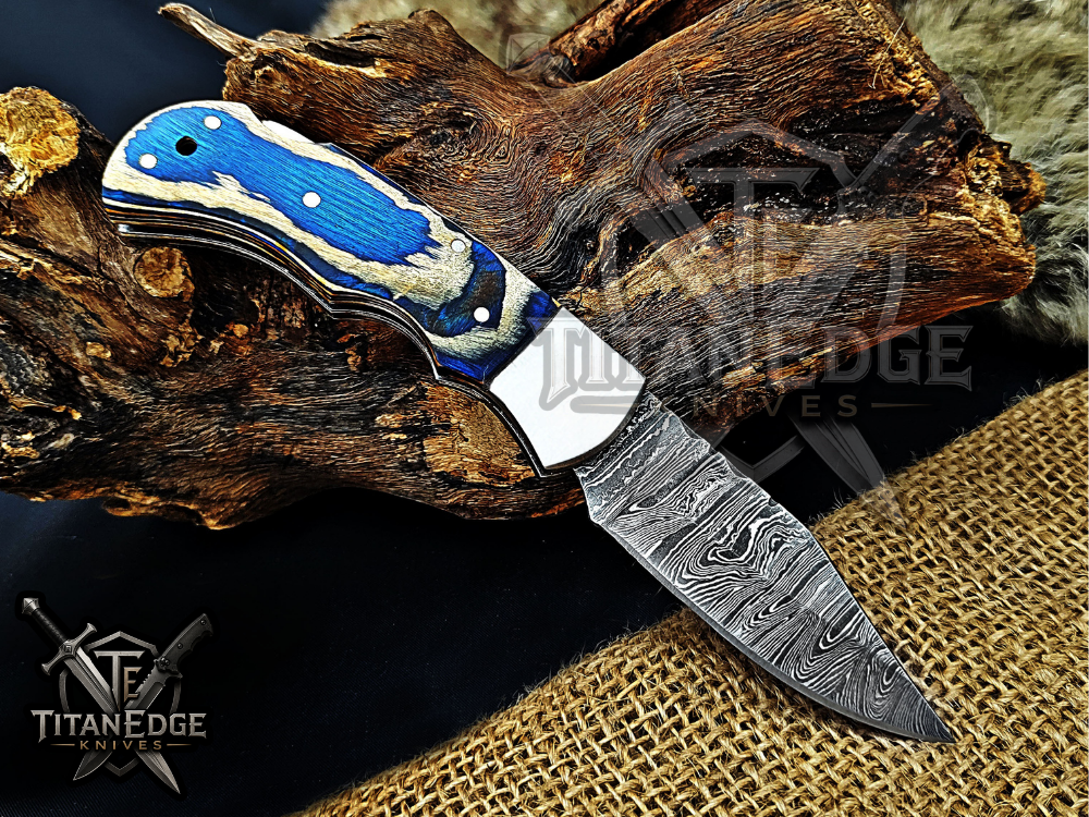 6.75" Handmade Damascus Steel Custom Hunting & EDC Knife
