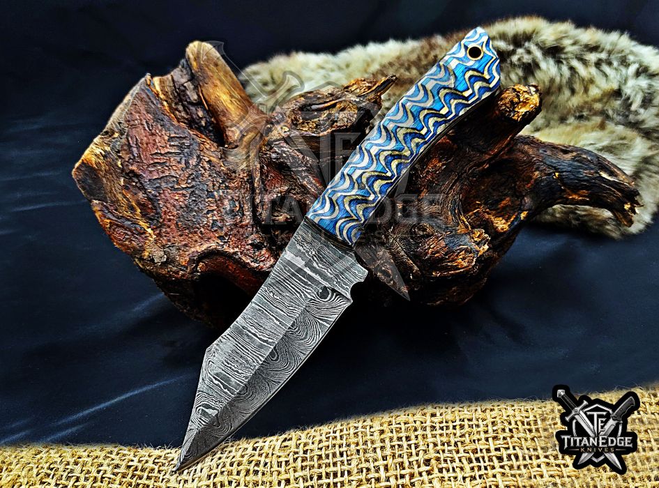 Personalized Handcrafted Damascus Hunting Knife, 8-Inch Full Tang Skinning Blade, Bushcraft EDC Tool, Wood Handle Camping Tool