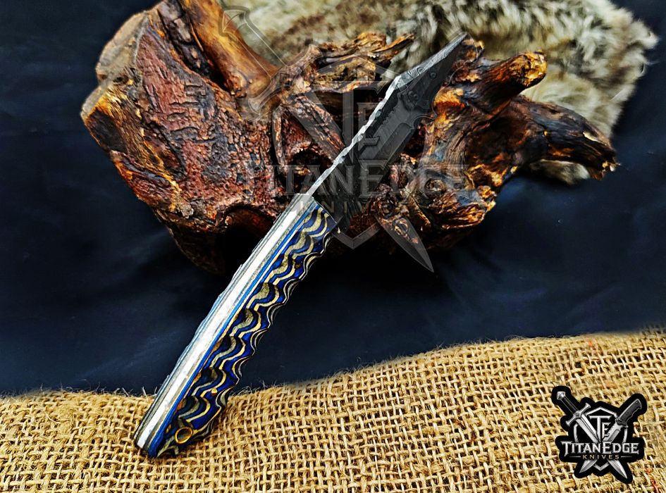 Personalized Handcrafted Damascus Hunting Knife, 8-Inch Full Tang Skinning Blade, Bushcraft EDC Tool, Wood Handle Camping Tool