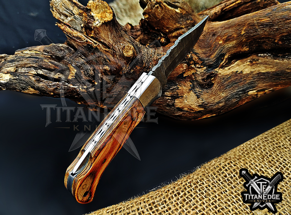 6.5" Handmade Damascus Steel Custom Hunting & EDC Knife