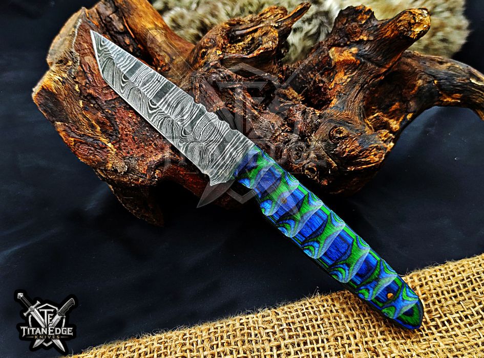Personalized Handcrafted Damascus Hunting Knife, 8-Inch Full Tang Skinning Blade, Bushcraft EDC Tool, Wood Handle Camping Tool