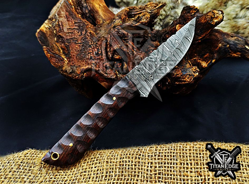 Personalized Handcrafted Damascus Hunting Knife, 8-Inch Full Tang Skinning Blade, Bushcraft EDC Tool, Wood Handle Camping Tool