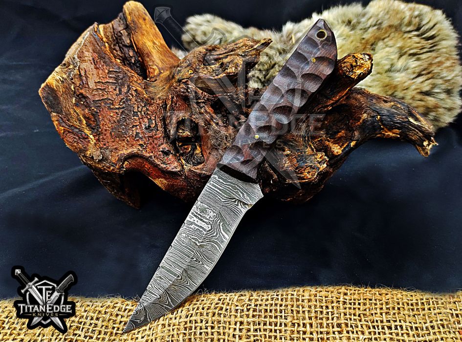 Personalized Handcrafted Damascus Hunting Knife, 8-Inch Full Tang Skinning Blade, Bushcraft EDC Tool, Wood Handle Camping Tool