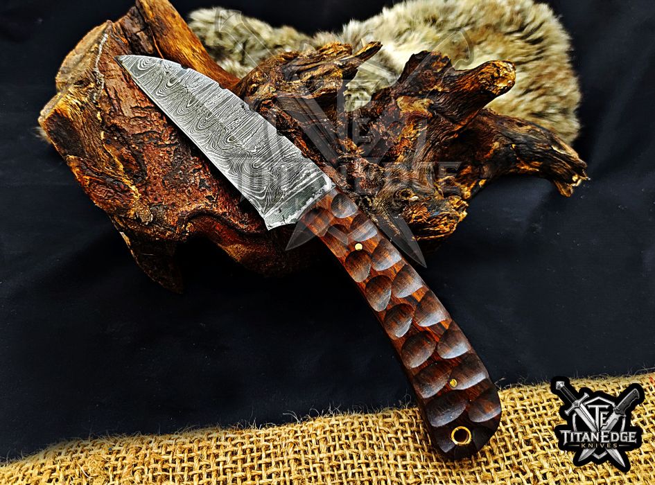 Personalized Handcrafted Damascus Hunting Knife, 8-Inch Full Tang Skinning Blade, Bushcraft EDC Tool, Wood Handle Camping Tool