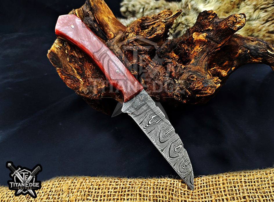 Personalized Handcrafted Damascus Hunting Knife, 8-Inch Full Tang Skinning Blade, Bushcraft EDC Tool, Resin Handle Camping Tool