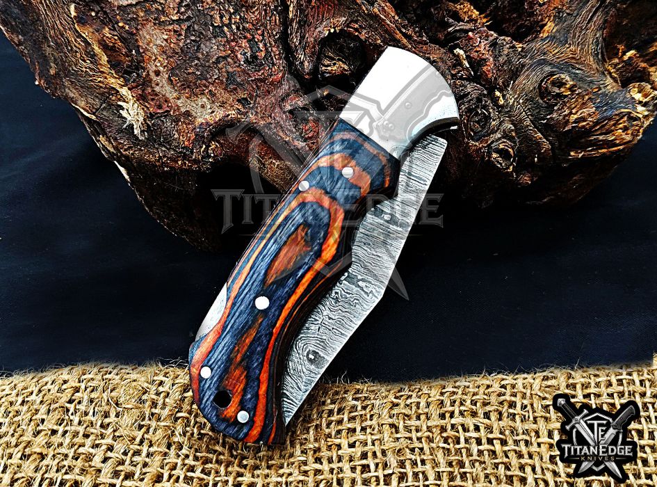 Personalized Handmade 6.75"Damascus Steel Pocket Knife, Folding EDC Hunting Knife, Wood Handle, Groomsmen Gift With Leather Sheath