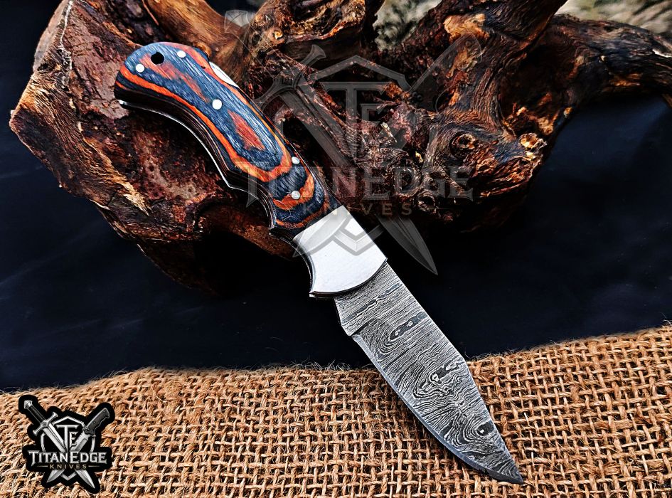 Personalized Handmade 6.75"Damascus Steel Pocket Knife, Folding EDC Hunting Knife, Wood Handle, Groomsmen Gift With Leather Sheath