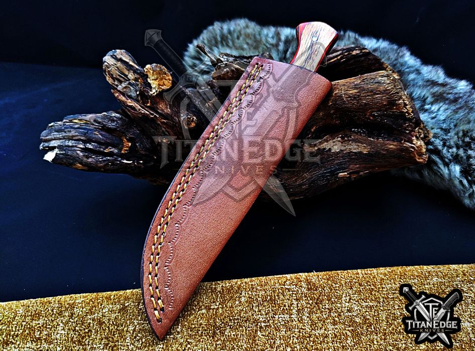Personalized Handcrafted Damascus Hunting Knife, 7.5-Inch Full Tang Skinning Blade, Bushcraft EDC Tool, Wood Handle Camping Tool