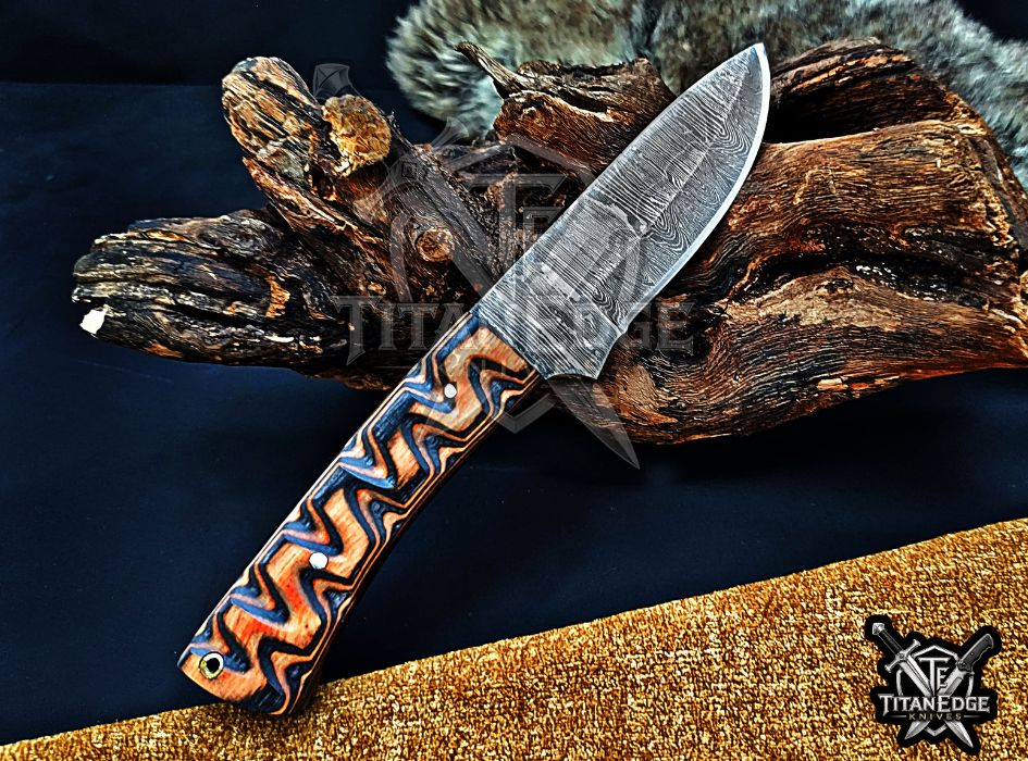 Personalized Handcrafted Damascus Hunting Knife, 8-Inch Full Tang Skinning Blade, Bushcraft EDC Tool, Wood Handle Camping Tool