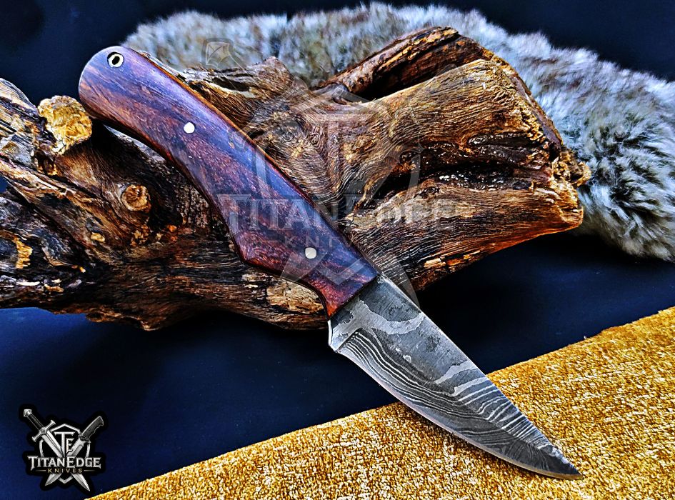 Personalized Handcrafted Damascus Hunting Knife, 8-Inch Full Tang Skinning Blade, Bushcraft EDC Tool, Wood Handle Camping Tool