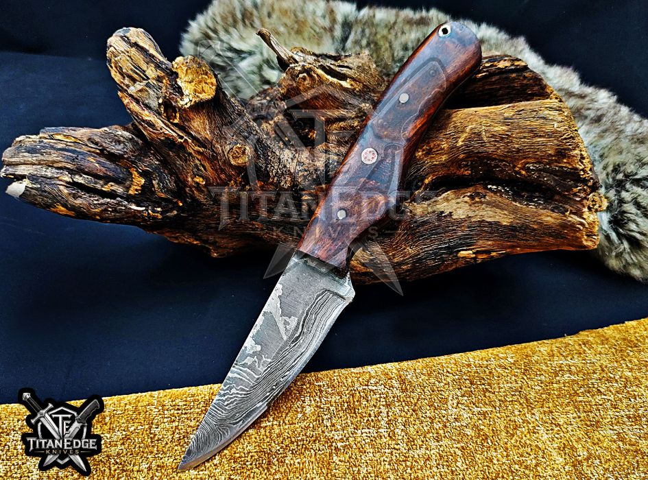 Personalized Handcrafted Damascus Hunting Knife, 8-Inch Full Tang Skinning Blade, Bushcraft EDC Tool, Wood Handle Camping Tool