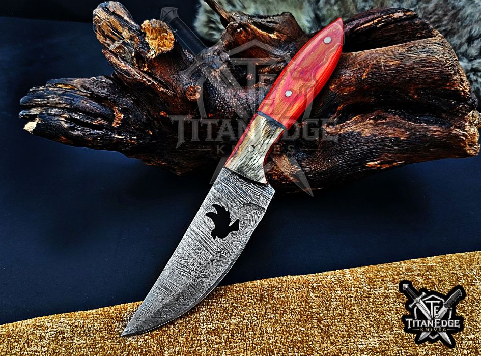 Personalized Handcrafted Damascus Hunting Knife, 8-Inch Full Tang Skinning Blade, Bushcraft EDC Tool, Wood Handle Camping Tool