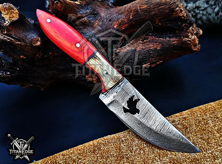 Personalized Handcrafted Damascus Hunting Knife, 8-Inch Full Tang Skinning Blade, Bushcraft EDC Tool, Wood Handle Camping Tool