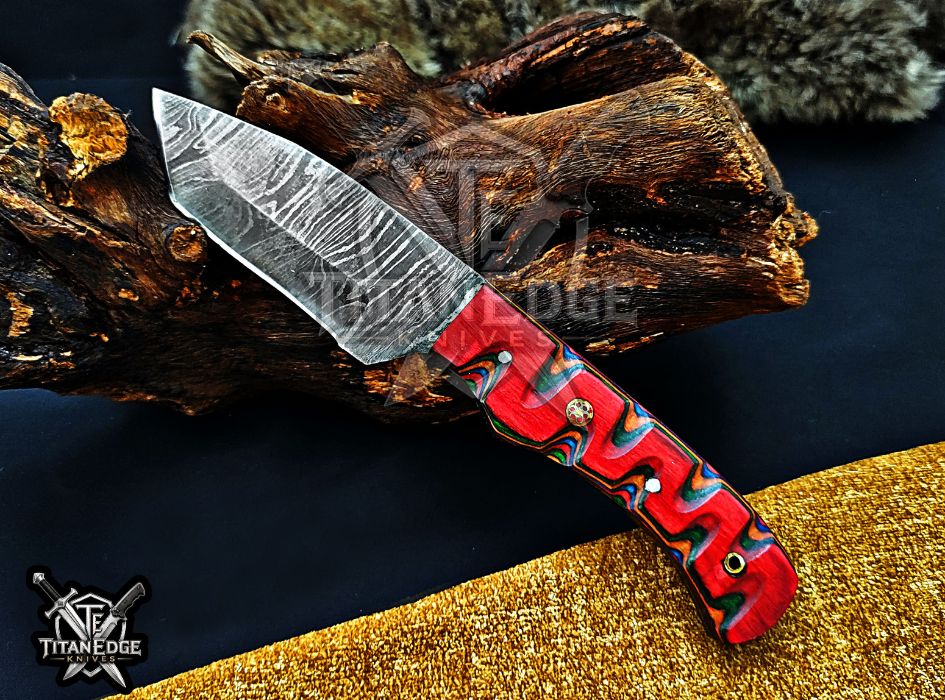 Personalized Handcrafted Damascus Hunting Knife, 7.5-Inch Full Tang Skinning Blade, Bushcraft EDC Tool, Wood Handle Camping Tool