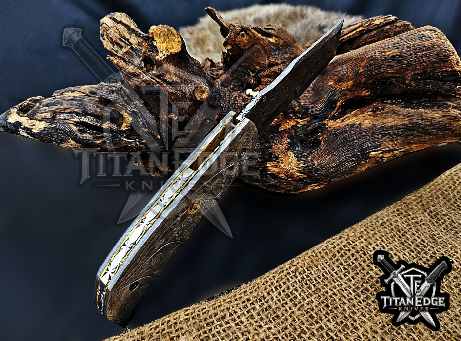 Custom 7.75" Damascus Steel Pocket Knife, Raindrop Damascus Handle, Personalized EDC Hunting Knife With Leather Sheath, Groomsmen Gift