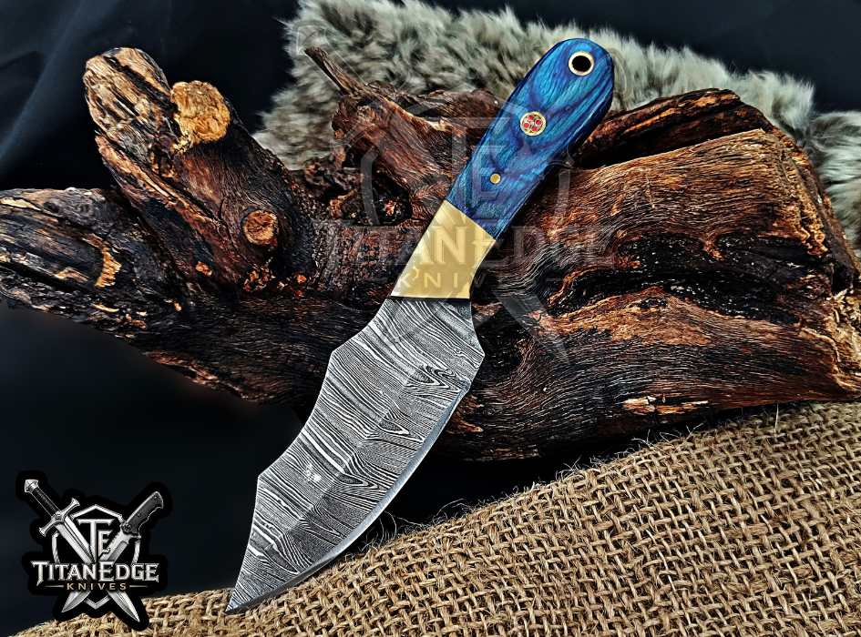 Handmade 6.75" Damascus Steel Fixed Blade Hunting Knife, Fixed Blade Skinner Knife, Wood Handle, Groomsmen Gift With Leather Sheath