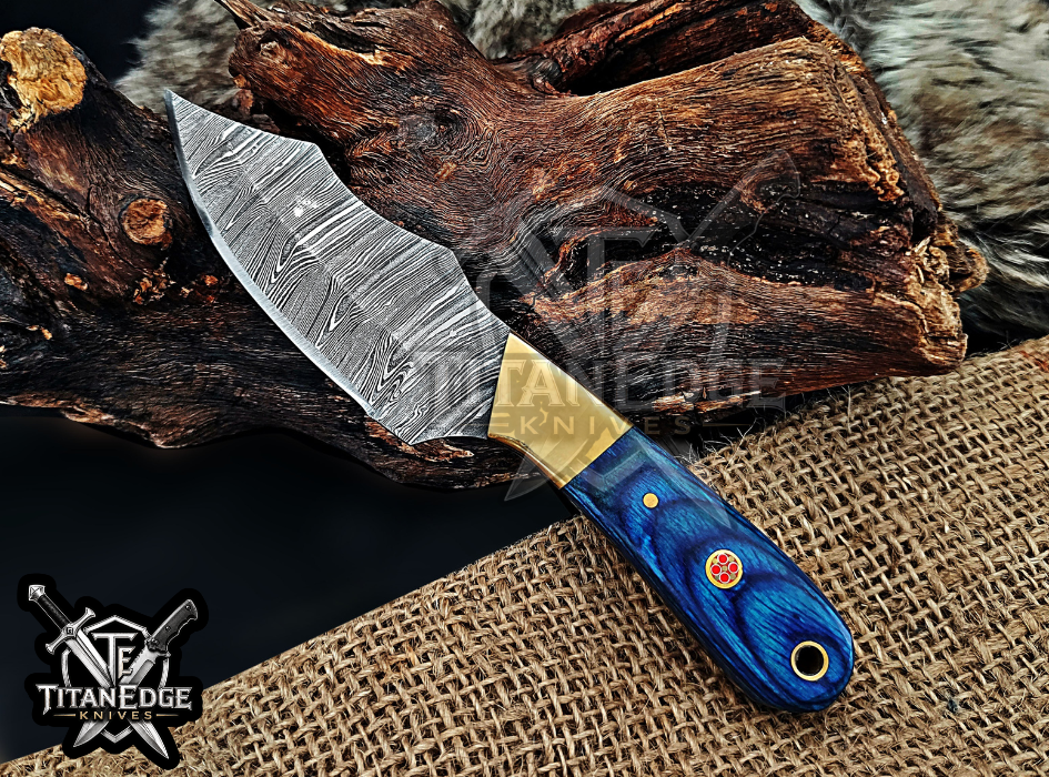Handmade 6.75" Damascus Steel Fixed Blade Hunting Knife, Fixed Blade Skinner Knife, Wood Handle, Groomsmen Gift With Leather Sheath