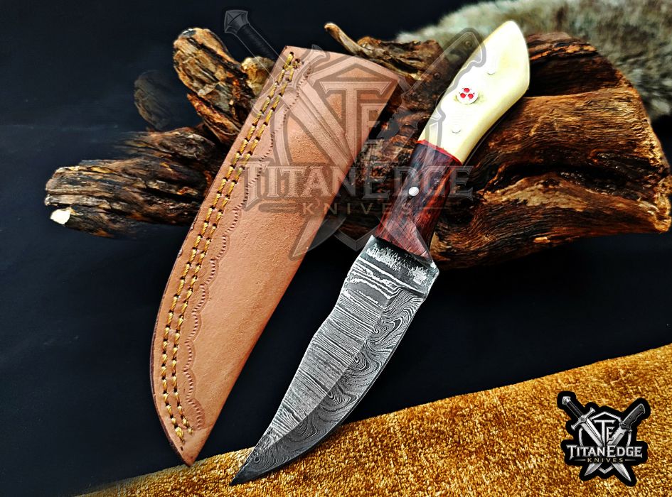 Personalized Handcrafted Damascus Steel Hunting Knife, 8.5" Fixed Blade Skinning EDC, Bone/Wood Handle with Leather Sheath Camping Tool