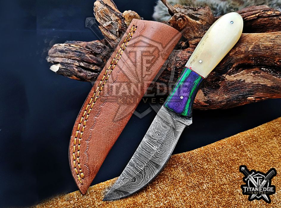 Personalized Handcrafted Damascus Hunting Knife, 8-Inch Full Tang Skinning Blade, Bushcraft EDC Tool, Wood/Bone  Handle Camping Tool
