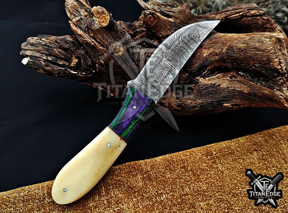 Personalized Handcrafted Damascus Hunting Knife, 8-Inch Full Tang Skinning Blade, Bushcraft EDC Tool, Wood/Bone  Handle Camping Tool