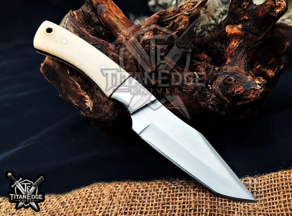 Personalized Handcrafted Damascus/Carbon Steel Hunting Knife, 8-Inch Full Tang Skinning Blade, Bushcraft EDC Tool, Bone Handle Camping Tool