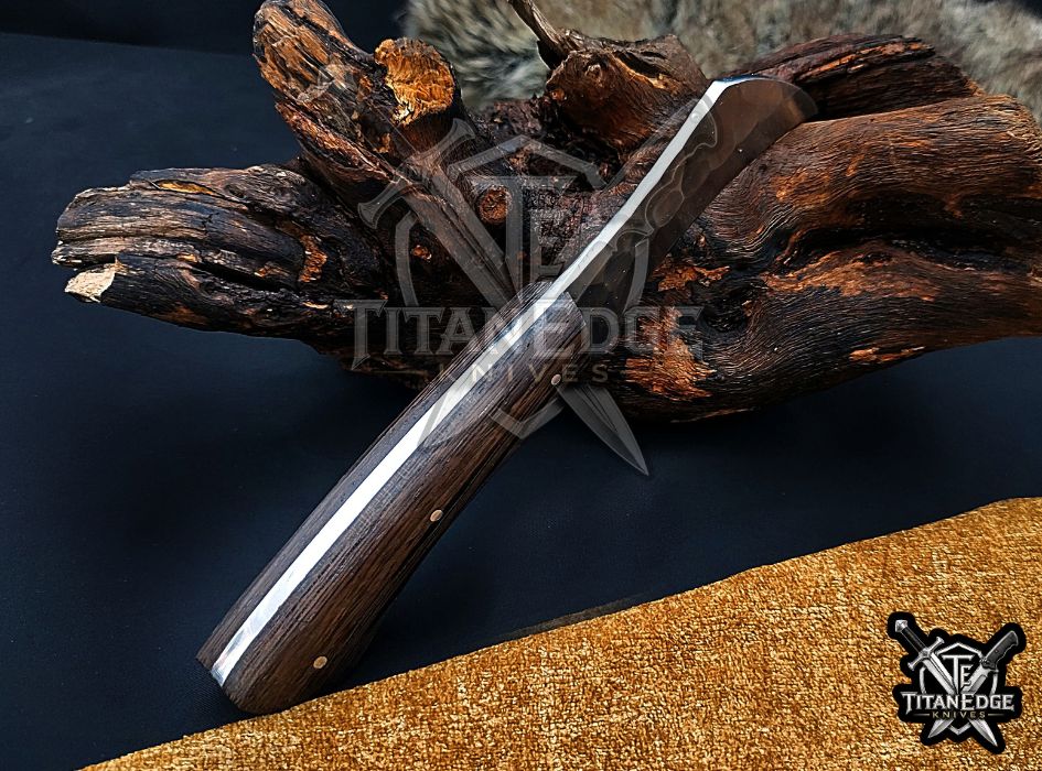 Personalized Handcrafted Damascus/Carbon Steel Hunting Knife, 8-Inch Full Tang Skinning Blade, Bushcraft EDC Tool, Wood Handle Camping Tool