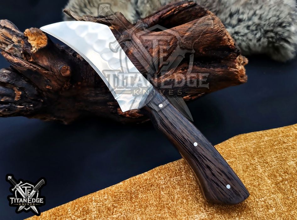 Personalized Handcrafted Damascus/Carbon Steel Hunting Knife, 8-Inch Full Tang Skinning Blade, Bushcraft EDC Tool, Wood Handle Camping Tool