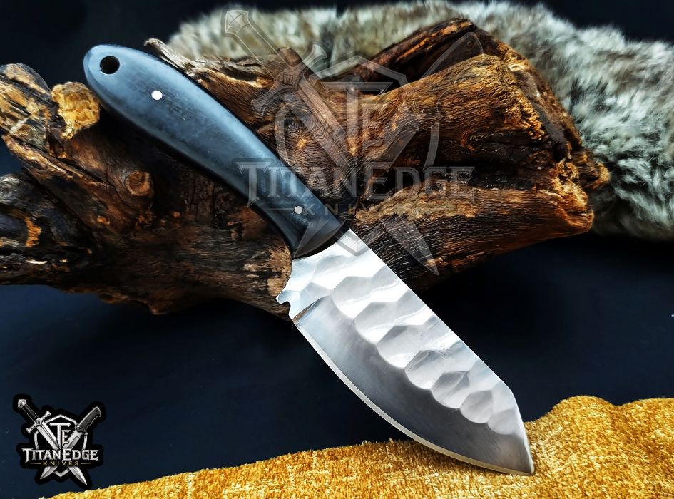 Custom Handcrafted Damascus/Carbon Steel Hunting Knife, 8-Inch Full Tang Skinning Blade, Bushcraft EDC Tool, Wood Handle Camping Tool