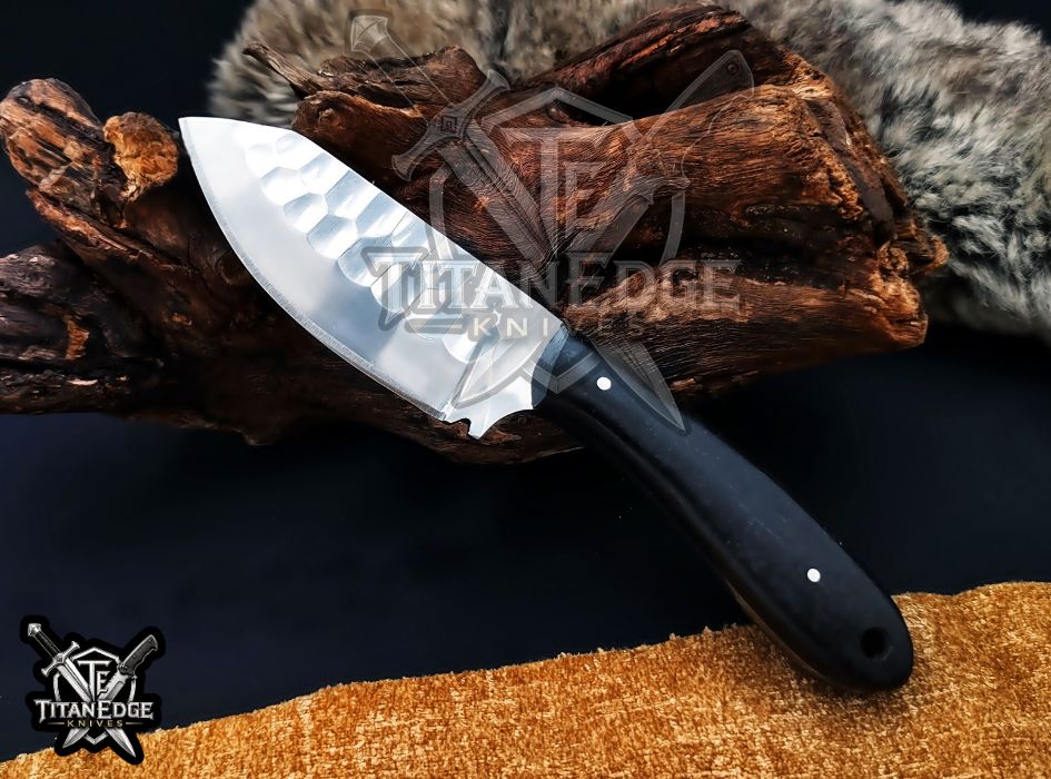 Custom Handcrafted Damascus/Carbon Steel Hunting Knife, 8-Inch Full Tang Skinning Blade, Bushcraft EDC Tool, Wood Handle Camping Tool