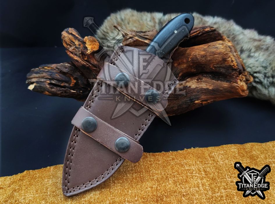 Custom Handcrafted Damascus/Carbon Steel Hunting Knife, 8-Inch Full Tang Skinning Blade, Bushcraft EDC Tool, Wood Handle Camping Tool