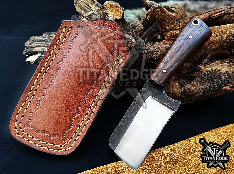 Personalized Handcrafted Damascus/Carbon Steel Hunting Knife, 6-Inch Full Tang Skinning Blade, Bushcraft EDC Tool, Wood Handle Camping Tool