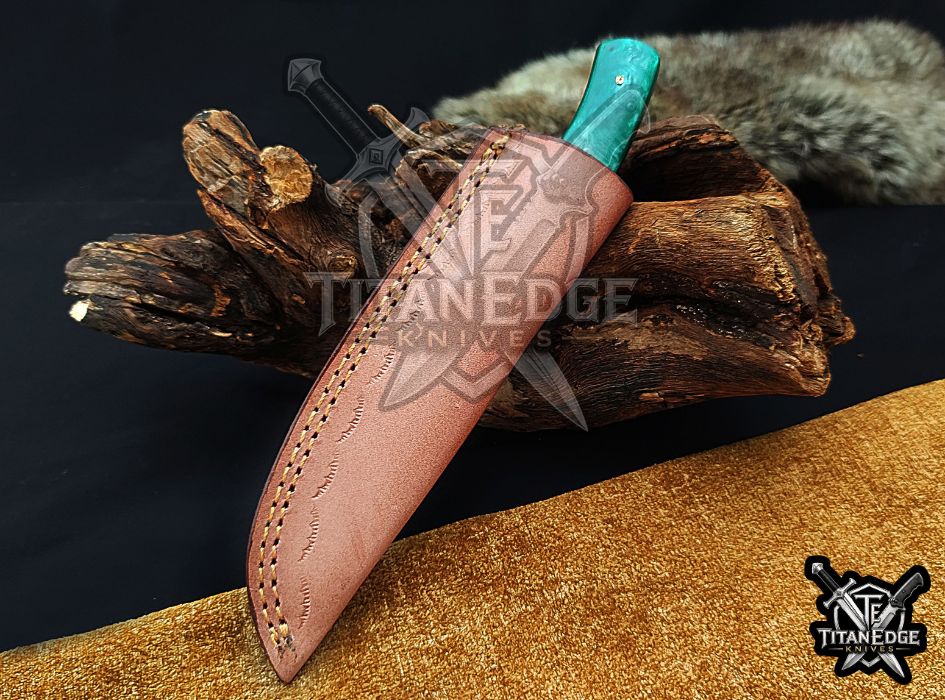 Custom Handcrafted Damascus/Carbon Steel Hunting Knife, 8-Inch Full Tang Skinning Blade, Bushcraft EDC Tool, Wood Handle Camping Tool