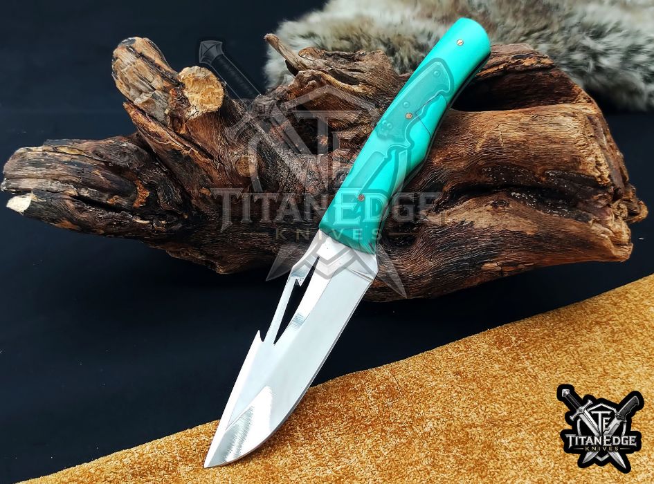 Custom Handcrafted Damascus/Carbon Steel Hunting Knife, 8-Inch Full Tang Skinning Blade, Bushcraft EDC Tool, Wood Handle Camping Tool