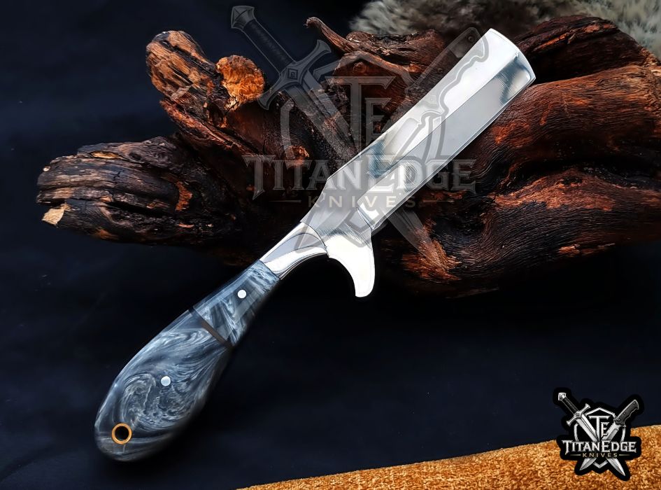 Custom Handcrafted Damascus/Carbon Steel Hunting Knife, 8-Inch Full Tang Skinning Blade, Bushcraft EDC Tool, Resin Handle Camping Tool
