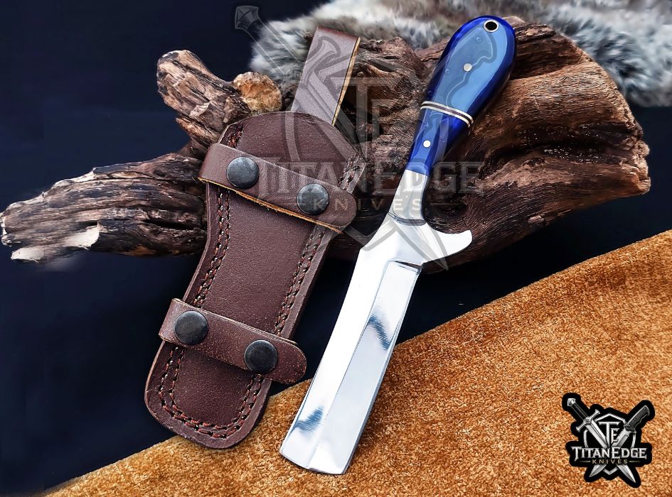 Custom Handcrafted Damascus/Carbon Steel Hunting Knife, 8-Inch Full Tang Skinning Blade, Bushcraft EDC Tool, Resin Handle Camping Tool