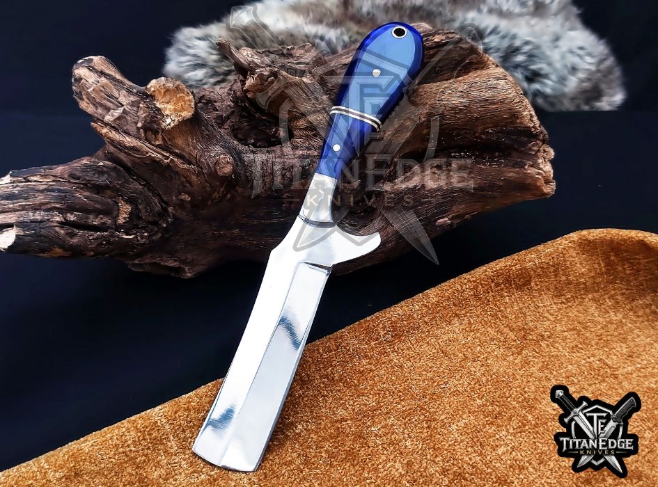 Custom Handcrafted Damascus/Carbon Steel Hunting Knife, 8-Inch Full Tang Skinning Blade, Bushcraft EDC Tool, Resin Handle Camping Tool