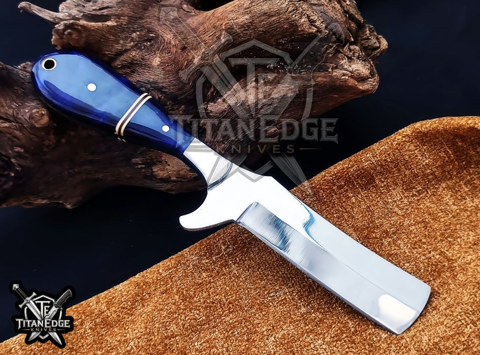Custom Handcrafted Damascus/Carbon Steel Hunting Knife, 8-Inch Full Tang Skinning Blade, Bushcraft EDC Tool, Resin Handle Camping Tool