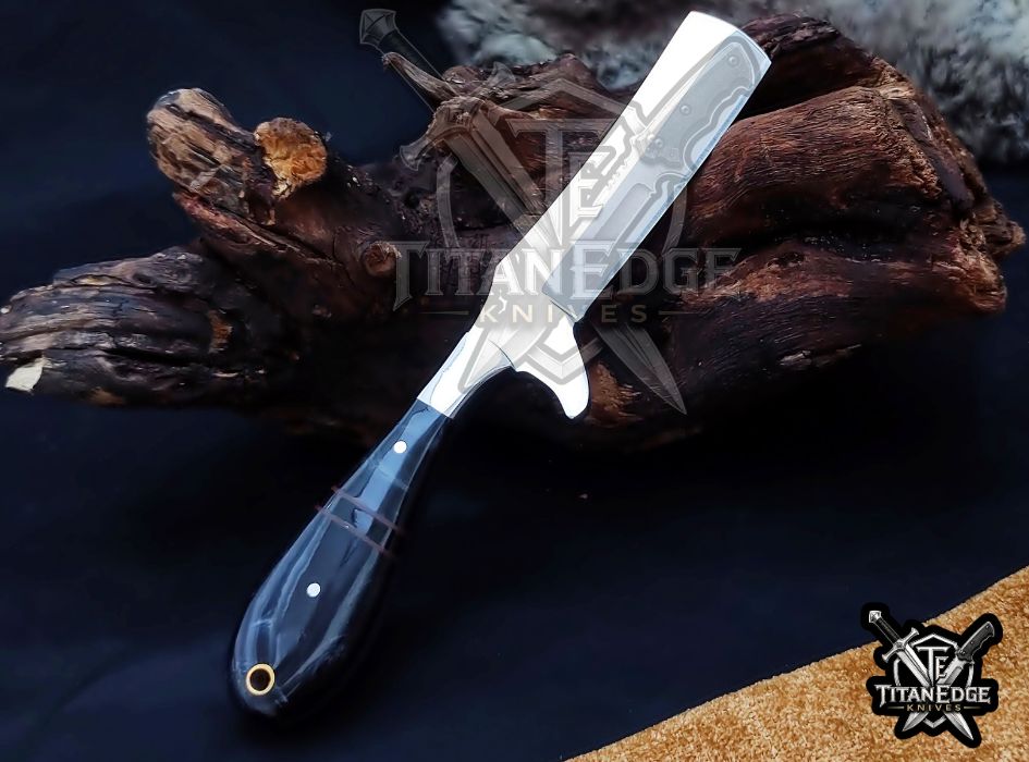 Custom Handcrafted Damascus/Carbon Steel Hunting Knife, 8-Inch Full Tang Skinning Blade, Bushcraft EDC Tool, Resin Handle Camping Tool