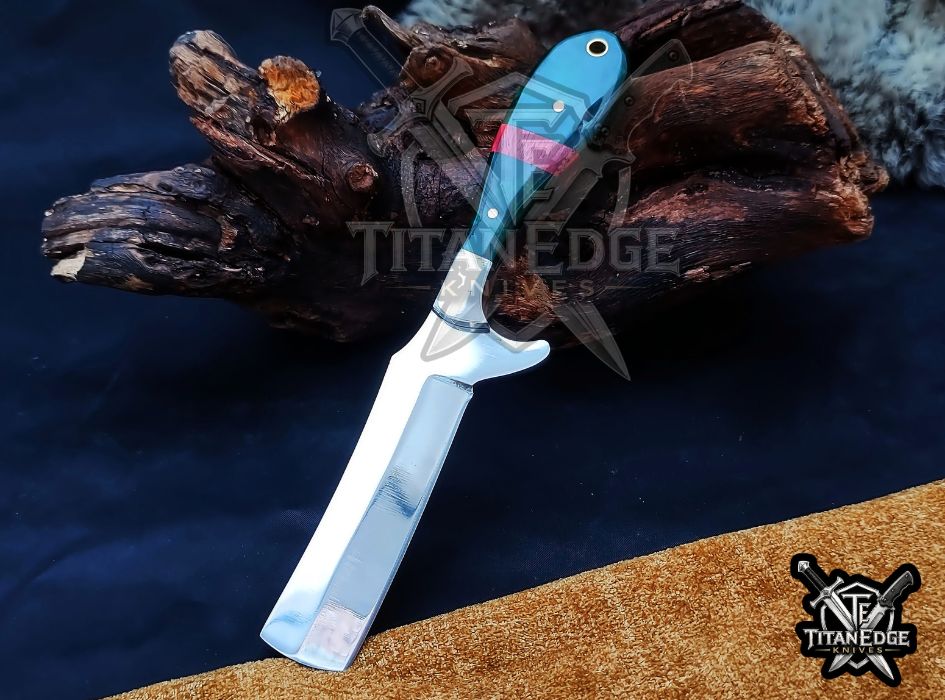 Custom Handcrafted Damascus/Carbon Steel Hunting Knife, 8-Inch Full Tang Skinning Blade, Bushcraft EDC Tool, Resin Handle Camping Tool