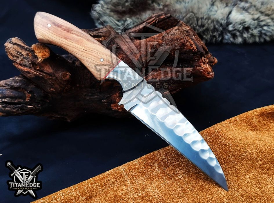 Custom Handcrafted Damascus/Carbon Steel Hunting Knife, 10-Inch Full Tang Skinning Blade, Bushcraft EDC Tool, Wood Handle Camping Tool