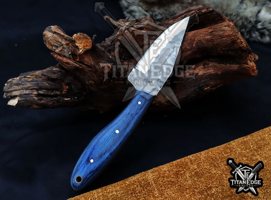 Custom Handcrafted Damascus/Carbon Steel Hunting Knife, 7.75-Inch Full Tang Skinning Blade, Bushcraft EDC Tool, Wood Handle Camping Tool