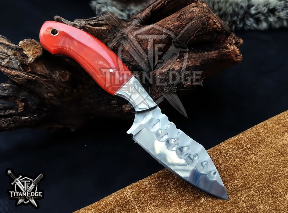 Custom Handcrafted Damascus/Carbon Steel Hunting Knife, 8-Inch Full Tang Skinning Blade, Bushcraft EDC Tool, Resin Handle Camping Tool
