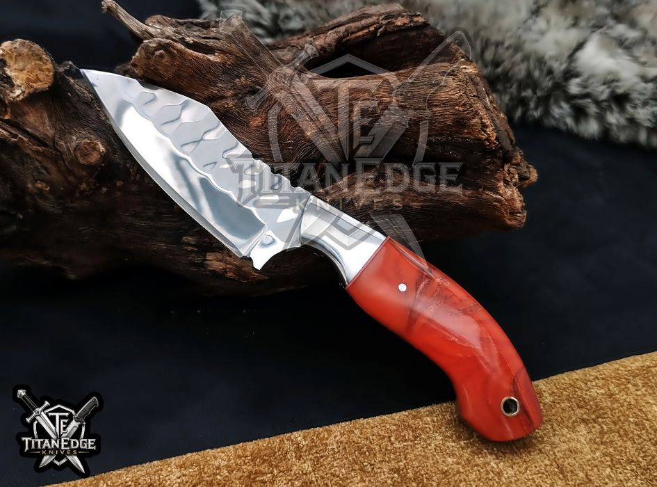 Custom Handcrafted Damascus/Carbon Steel Hunting Knife, 8-Inch Full Tang Skinning Blade, Bushcraft EDC Tool, Resin Handle Camping Tool