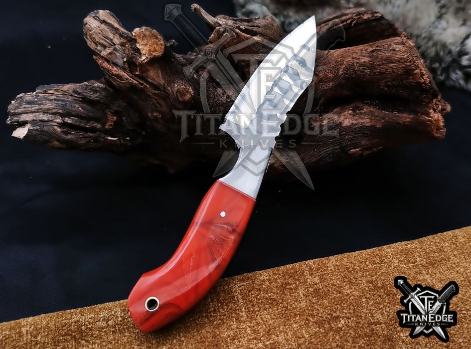 Custom Handcrafted Damascus/Carbon Steel Hunting Knife, 8-Inch Full Tang Skinning Blade, Bushcraft EDC Tool, Resin Handle Camping Tool